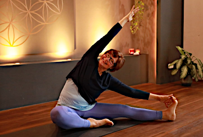 vp_petras_yogawelt_sz_petra_vielfalt_grundkurs
